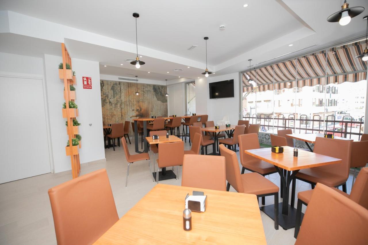 Pension Venecia Pinto Exterior photo