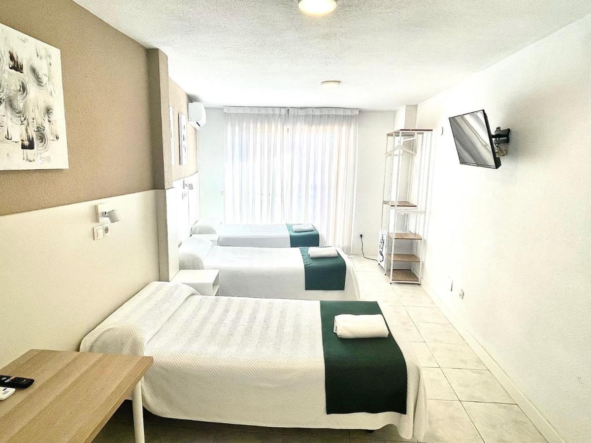 Pension Venecia Pinto Exterior photo