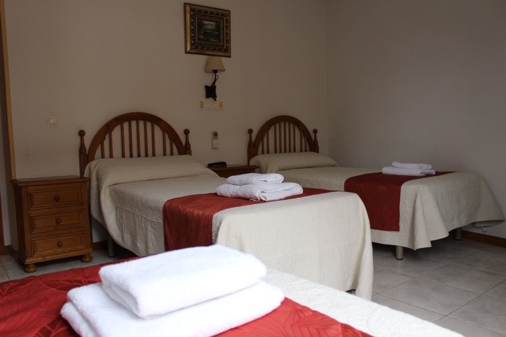 Pension Venecia Pinto Exterior photo