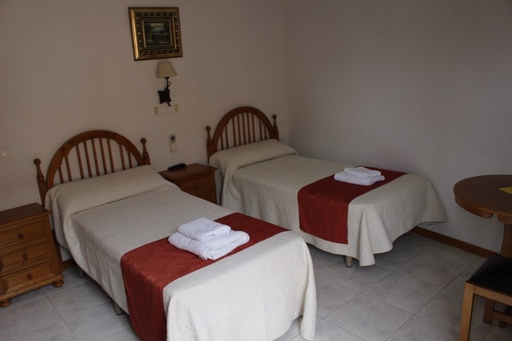Pension Venecia Pinto Exterior photo